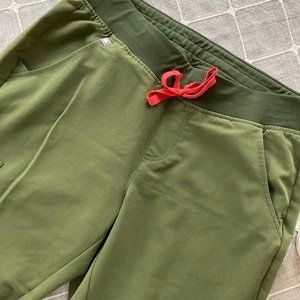 Figs Womens Scrubs - Olive Green Set